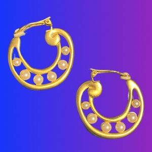 Vintage Gold Pearl  Cip-on earrings​